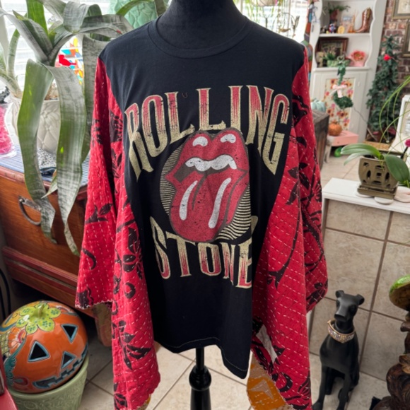 Custom Rolling Stones Quilted T-Shirt Unique Colorful OS - Picture 1 of 6